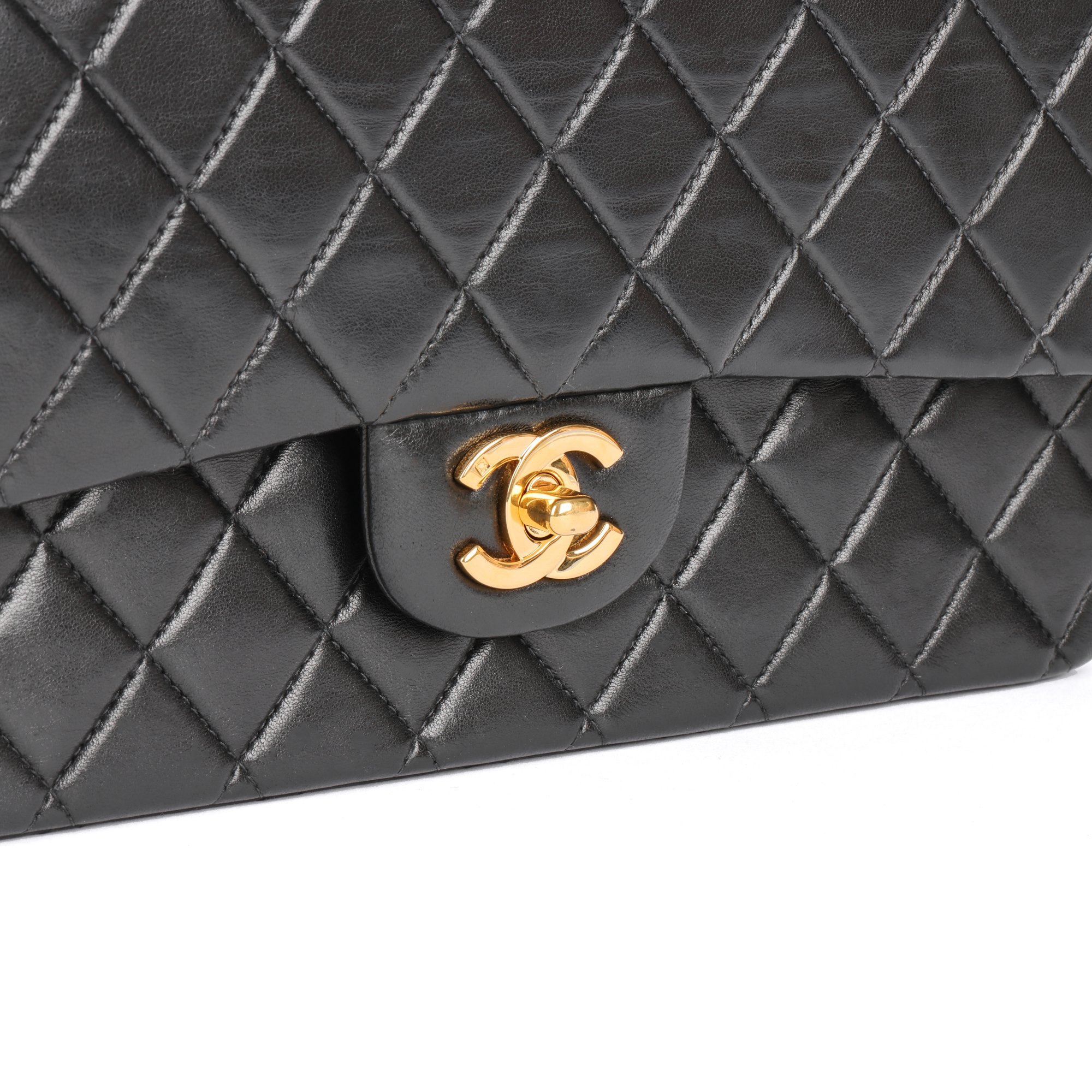 Chanel Medium Classic Double Flap Bag 2000 HB4670 | Second Hand Handbags