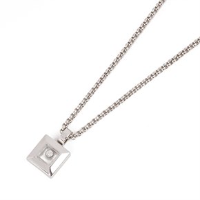 Chopard Happy Diamonds Square pendant