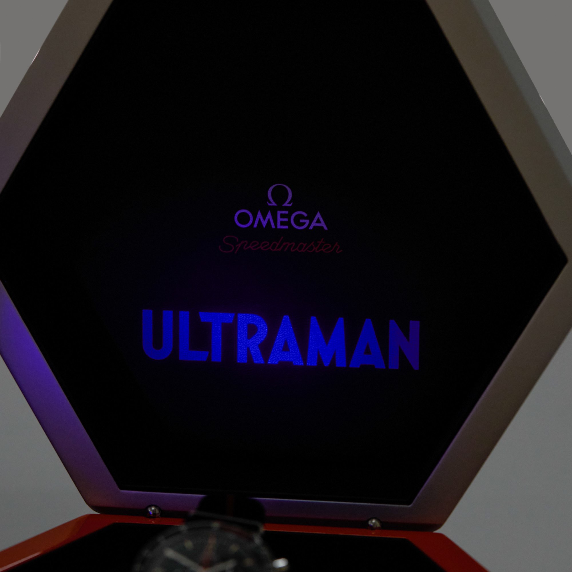 Omega Speedmaster Ultraman Limited Edition of 2012 Pieces Roestvrij Staal 311.12.42.30.01.001