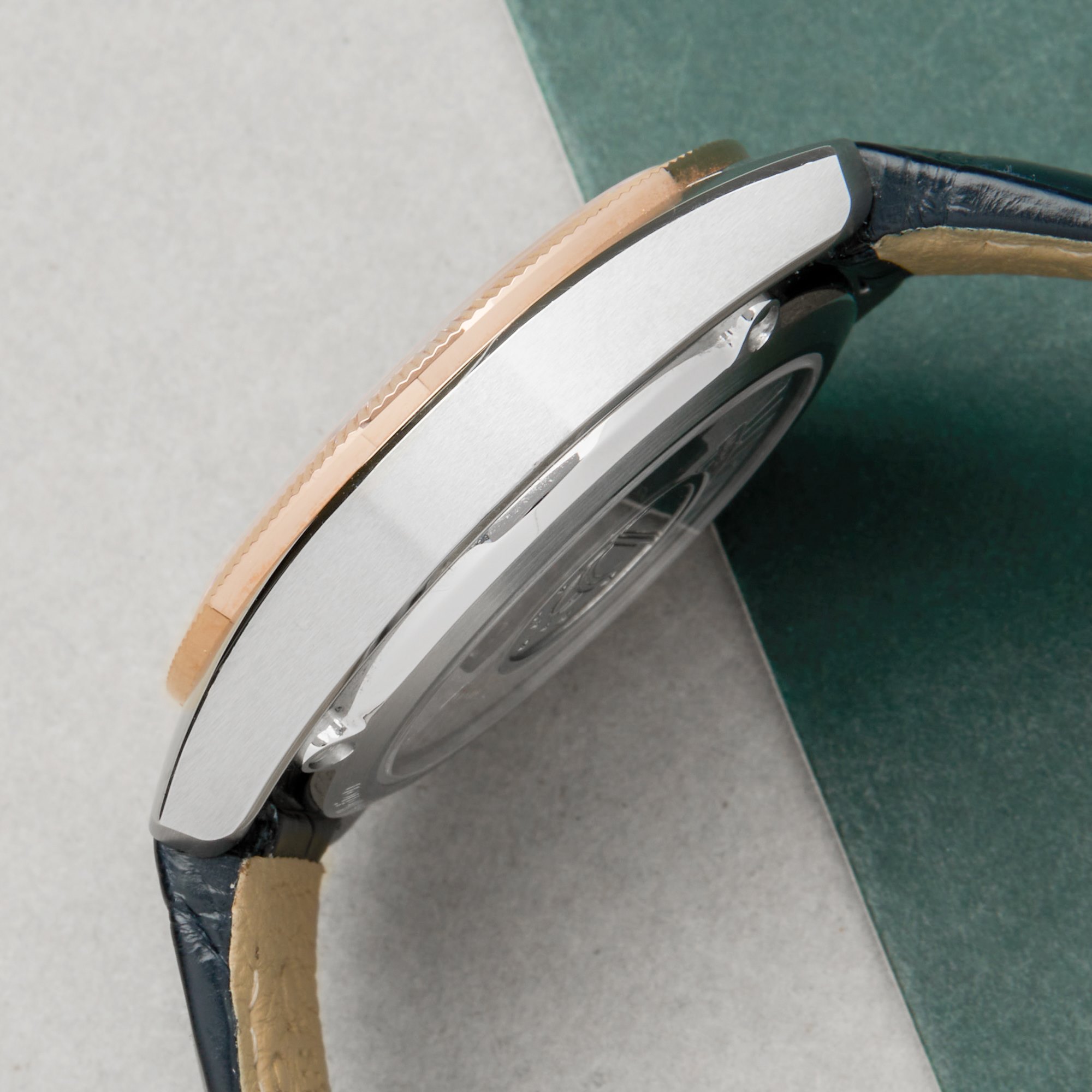 Omega Constellation Globemaster Rose Gold & Stainless Steel 130.23.39.21.03.001