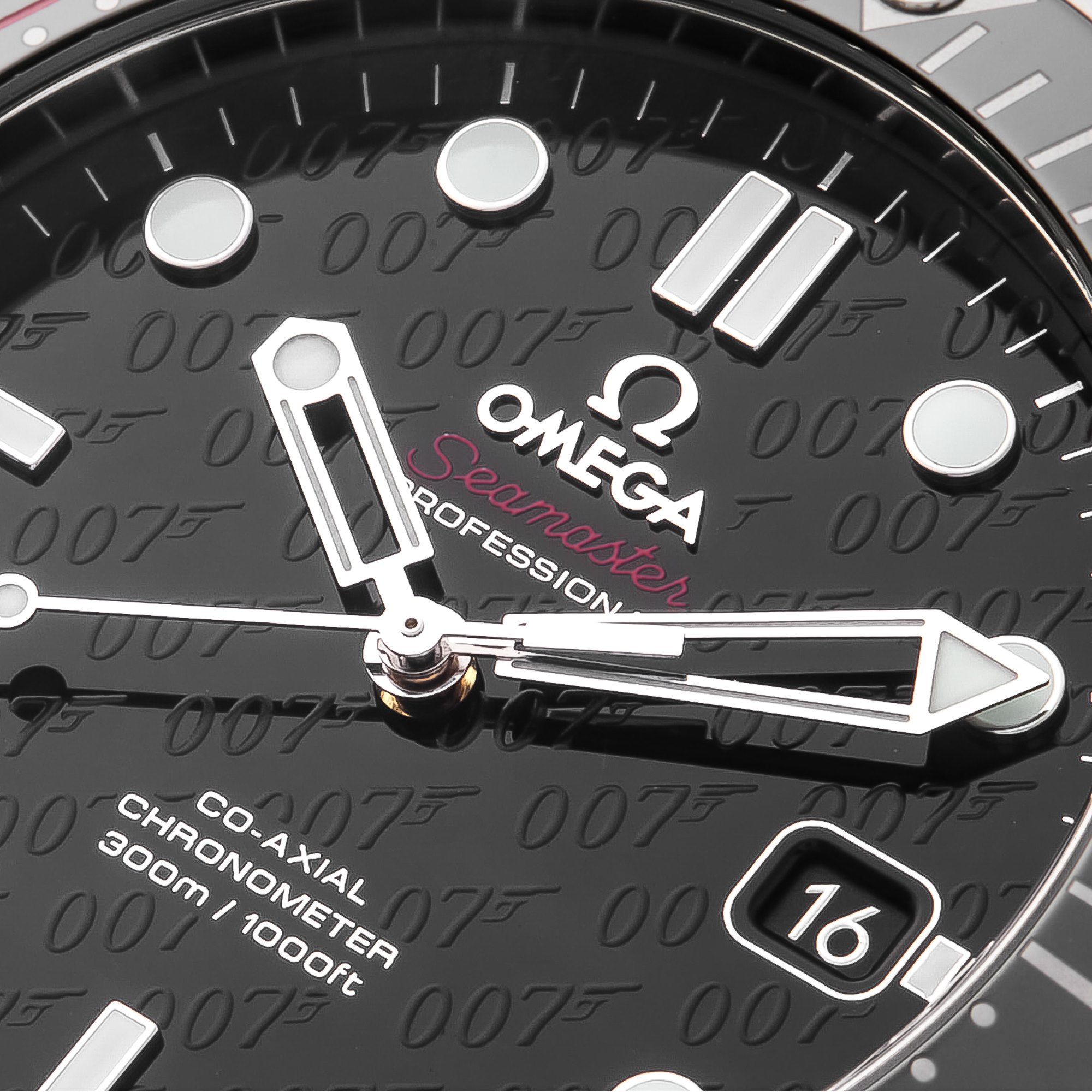 Omega Seamaster 300m James Bond Limited Edition to 11007 Pieces Stainless Steel 212.30.41.20.01.005