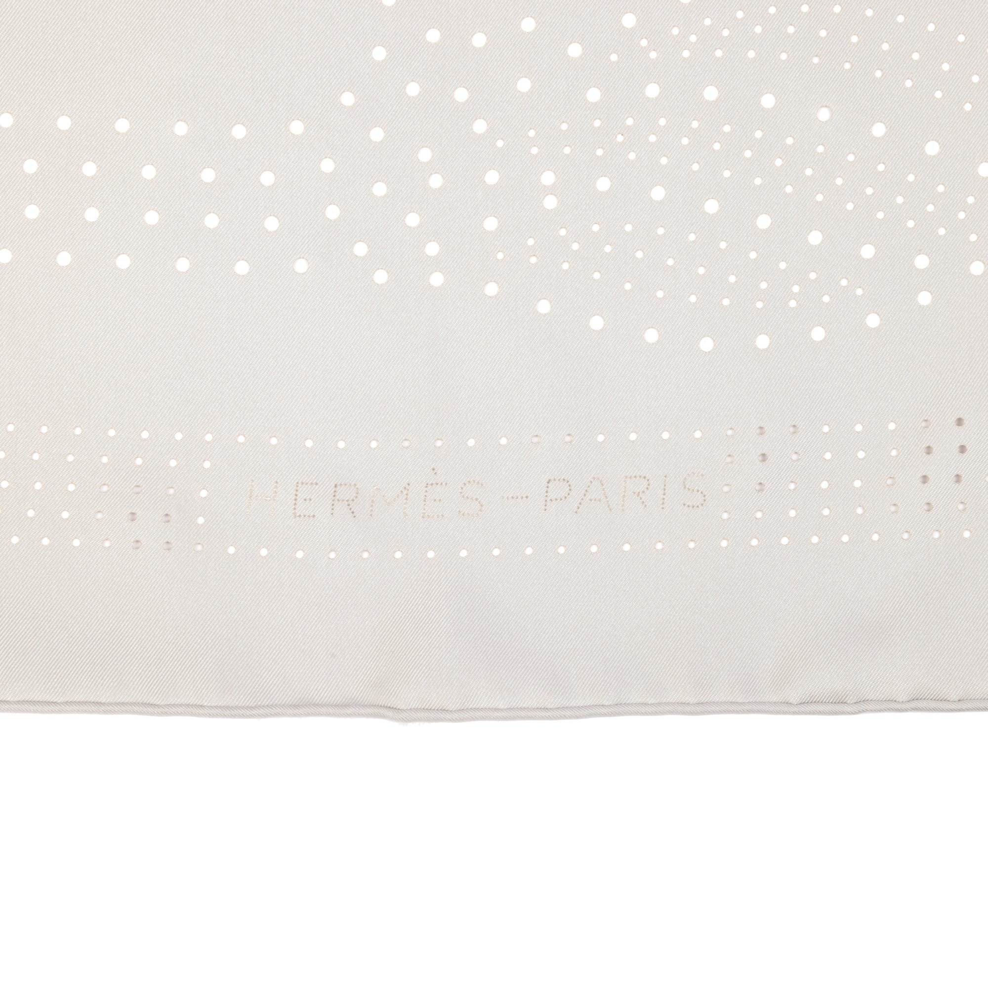 Hermès Gris, Silk Quadrige II 90 Scarf
