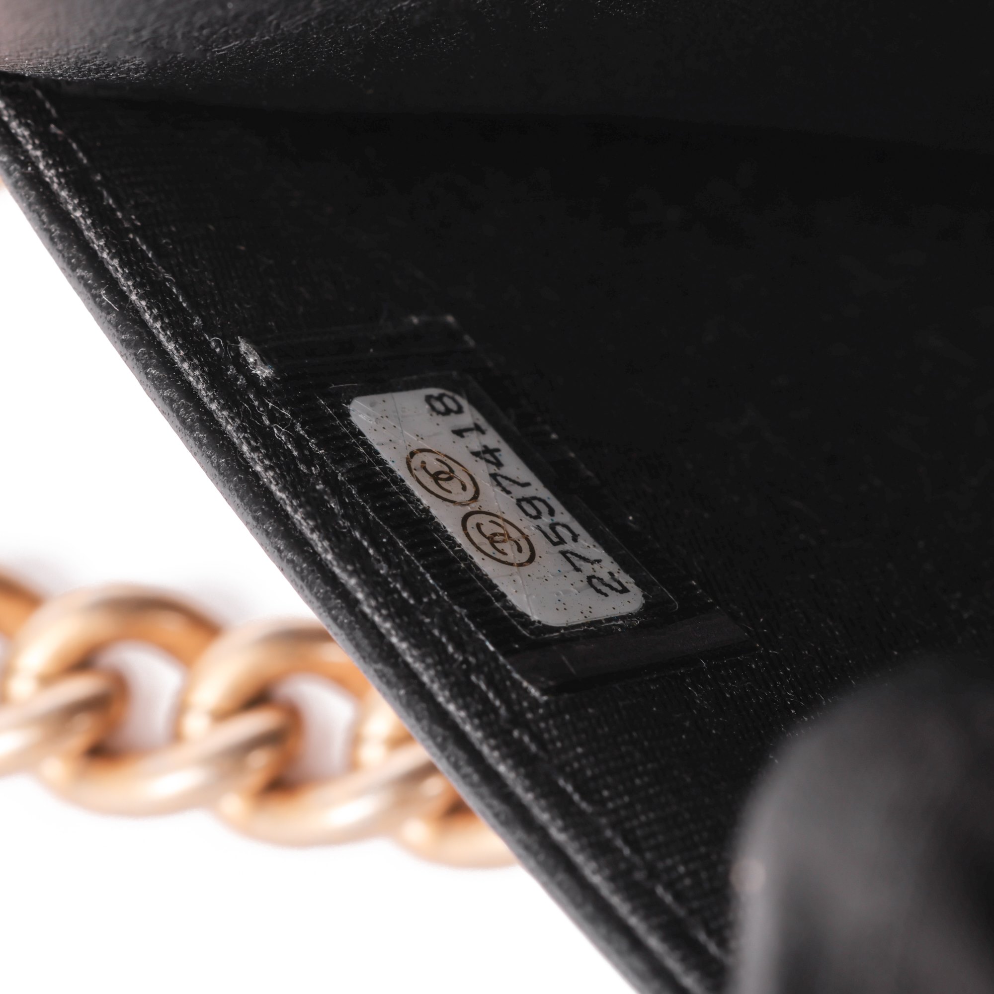 Chanel Le Boy Wallet-on-Chain 2019 HB5017 | Second Hand Handbags Chanel Le Boy Wallet-on-Chain 2019 HB5017 | Second Hand Handbags