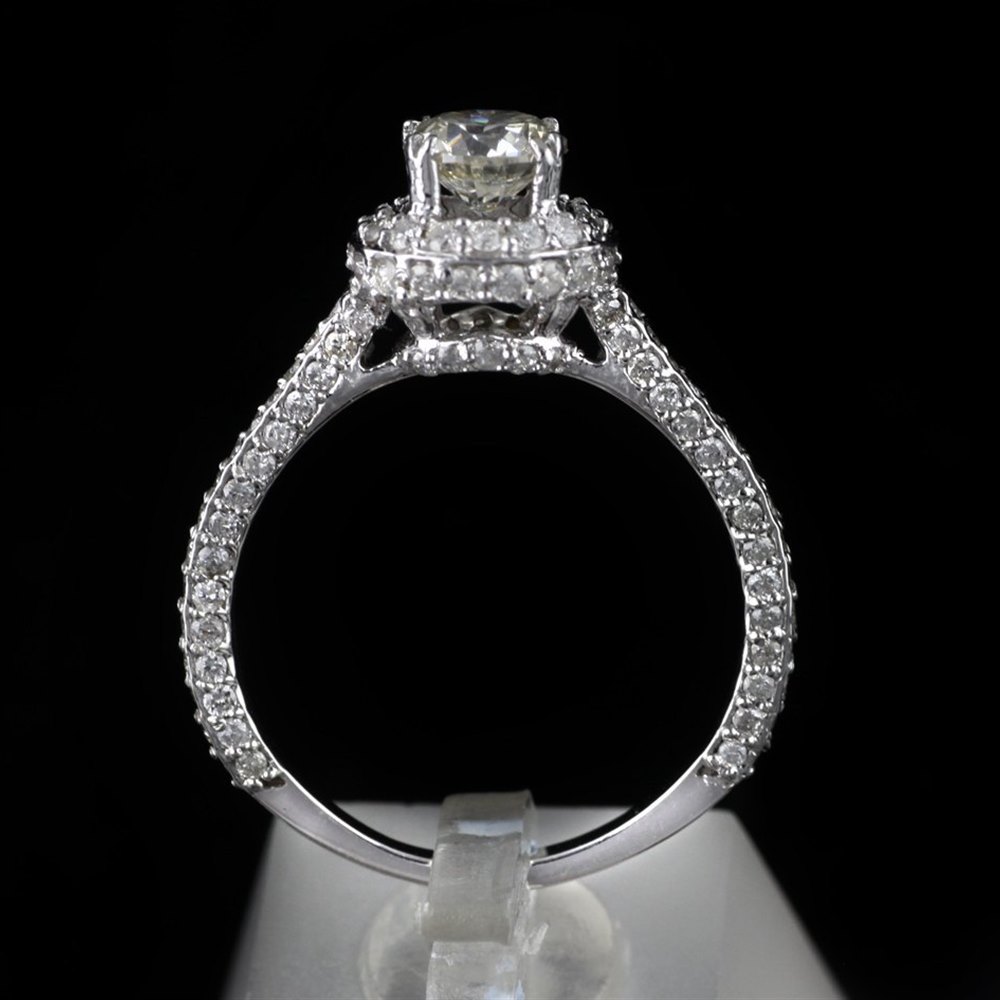  18k White Gold 1.55cts Diamond Ring