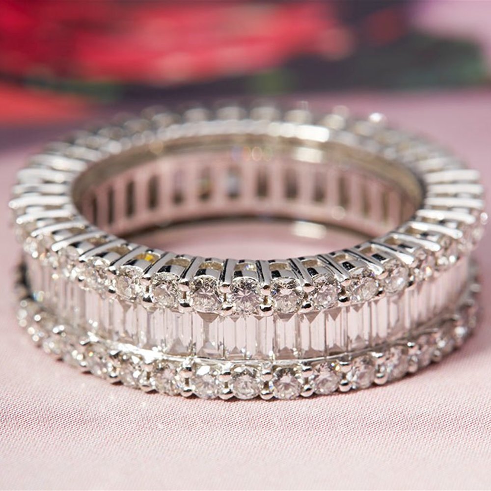18k White Gold 18K White Gold 3.00cts G VS/SI Baguette & Brilliant Cut Diamond Eternity Ring