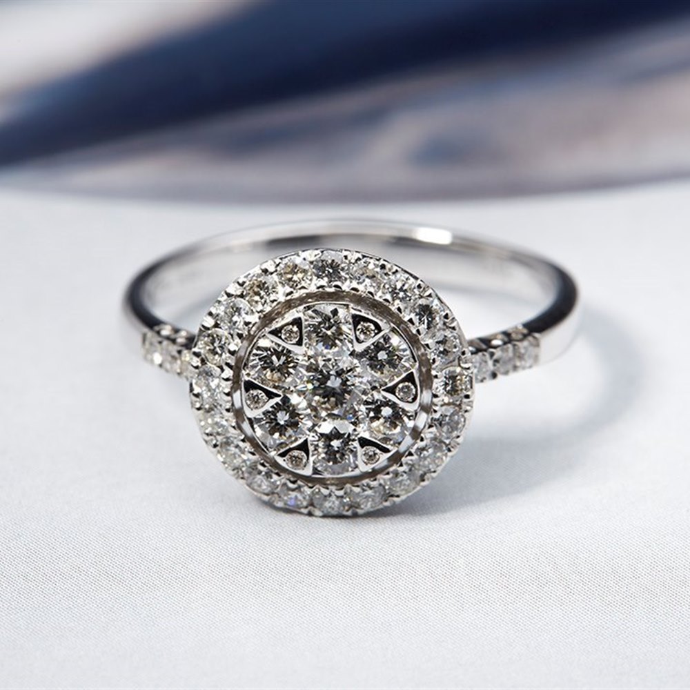 Mappin & Webb 18K White Gold 0.86cts Diamond Cluster Ring Size N.5