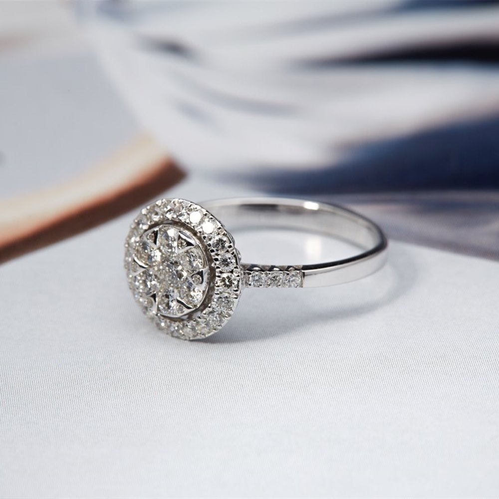 Mappin & Webb 18K White Gold 0.86cts Diamond Cluster Ring Size N.5