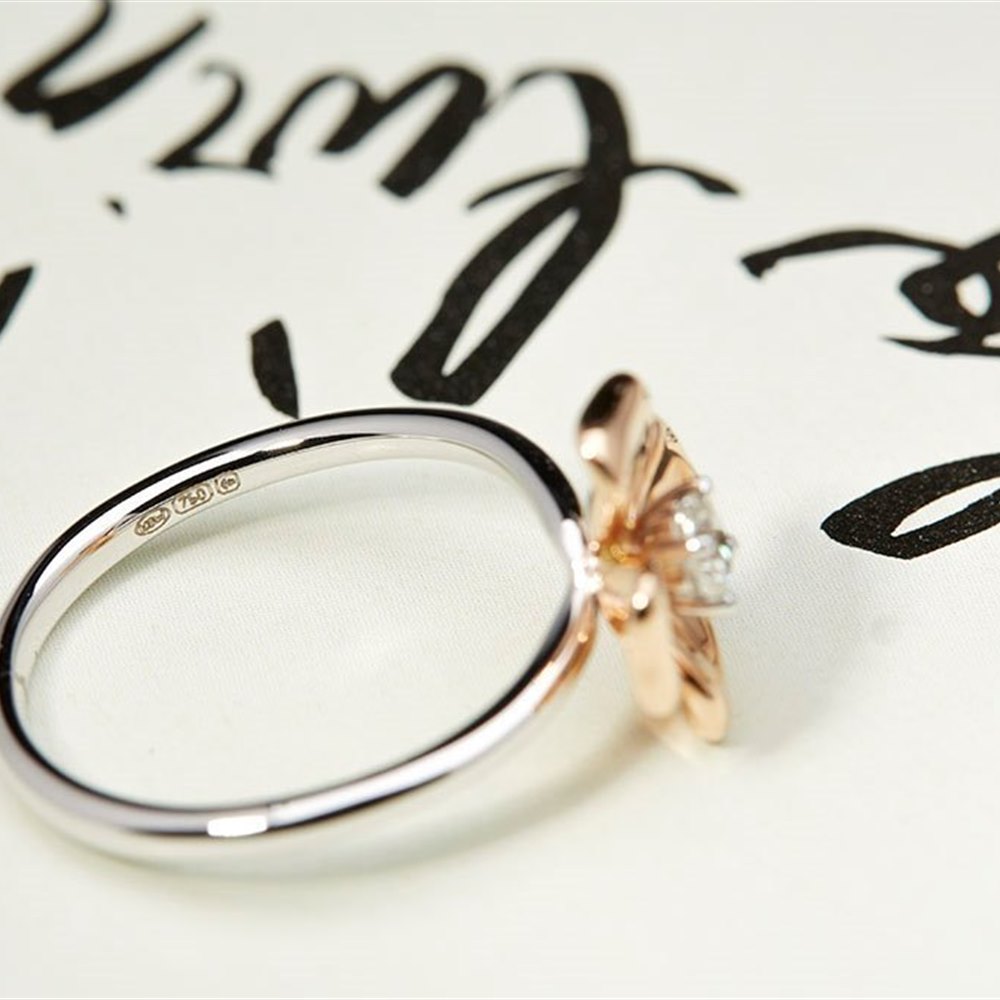 Mappin & Webb 18k White & Rose Gold 0.15ct Diamond Flower Ring