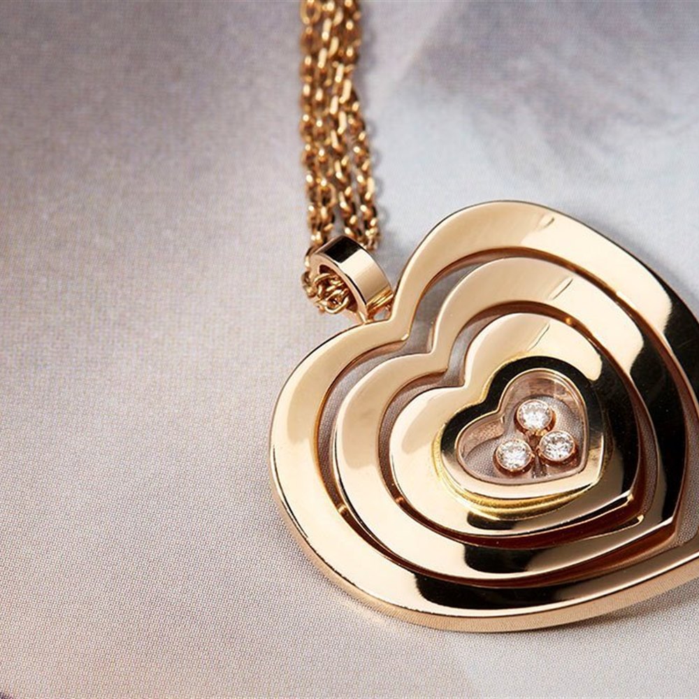 Chopard 18K Rose Gold Happy Hearts Floating Diamonds Chopard Necklace